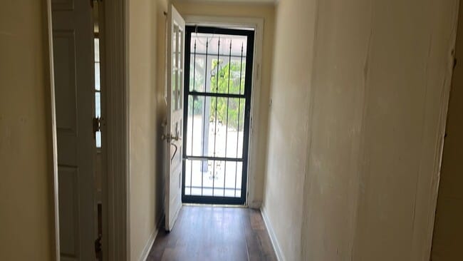 Photo - 312 Earnie Ln