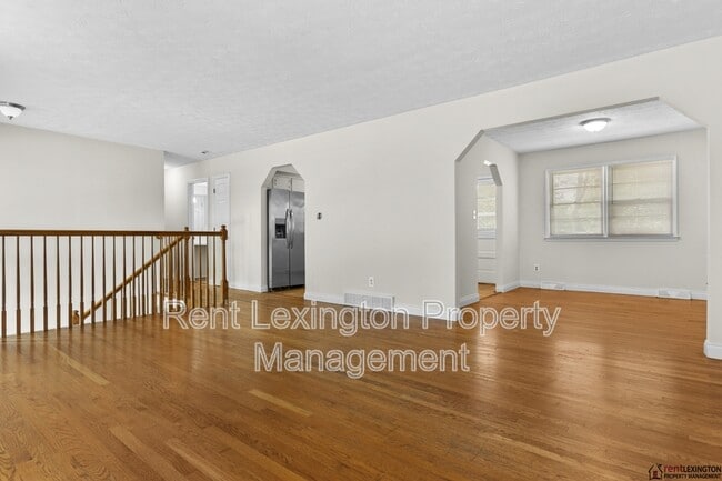 Photo - 3330 Tisdale Dr