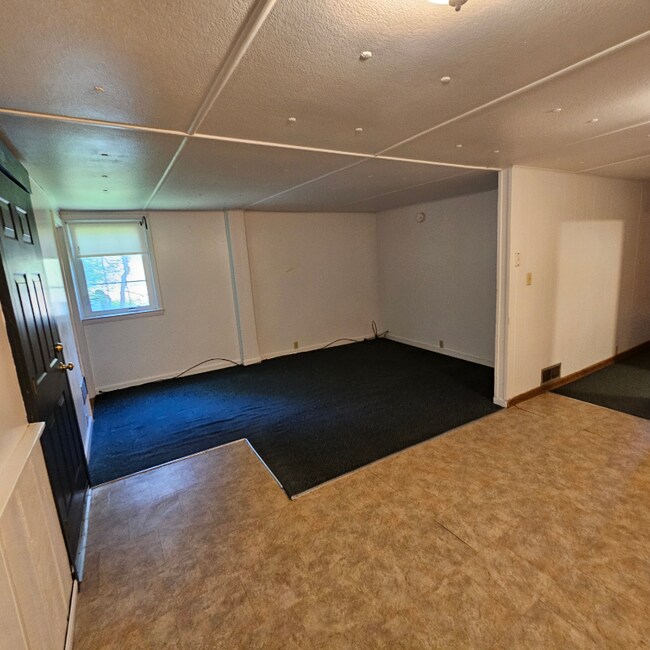 Photo - 6137 Memorial Dr