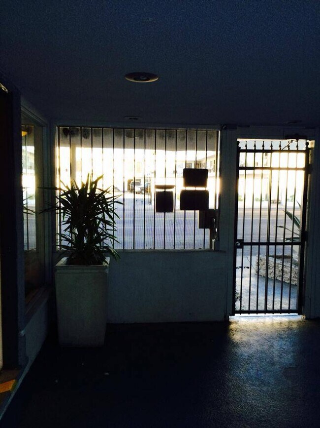 Photo - 1520 S Casino Center Blvd