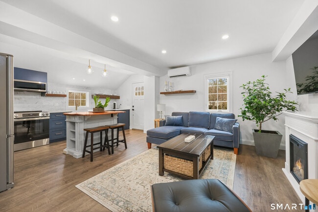 Photo - 167 North Ave Unit Cottage