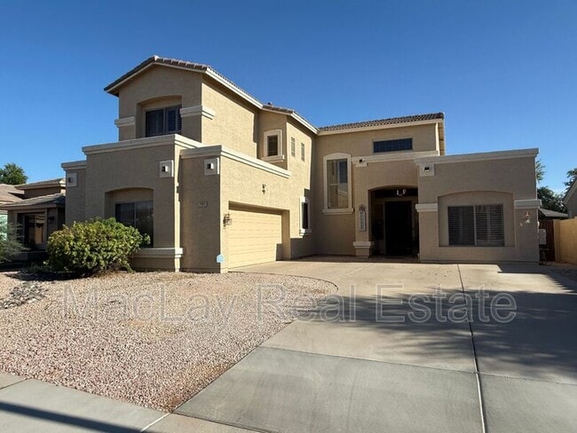 Building Photo - 757 W Aloe Pl