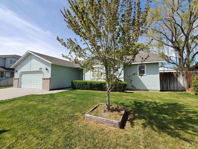 Photo - 1050 E 19th N St