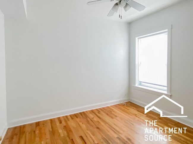 Photo - 3527.5 N Broadway Unit 3E