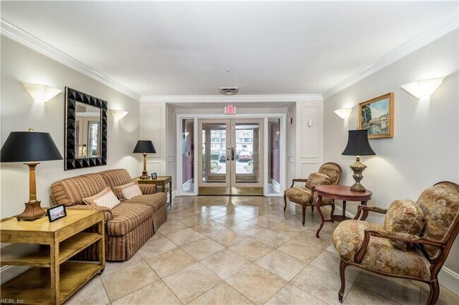 Photo - Freemason Harbour Unit 304