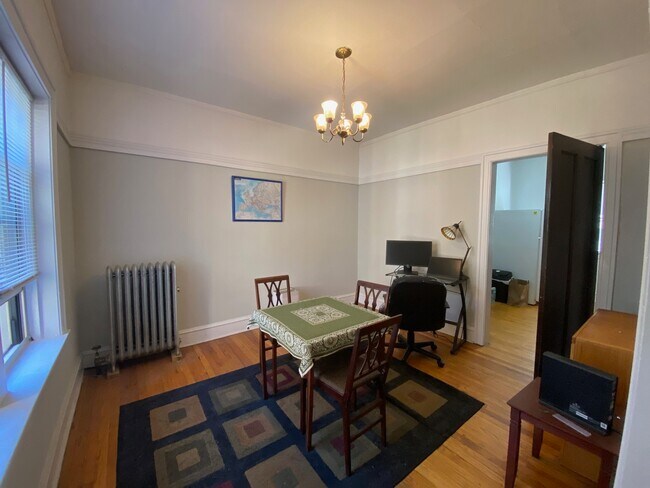 Photo - 736 Reba Pl Unit G2