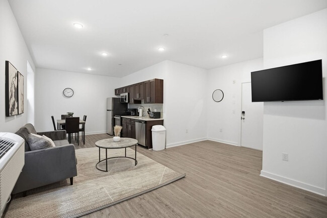 Building Photo - 1528-30 W Girard Ave Unit SI ID1612736P