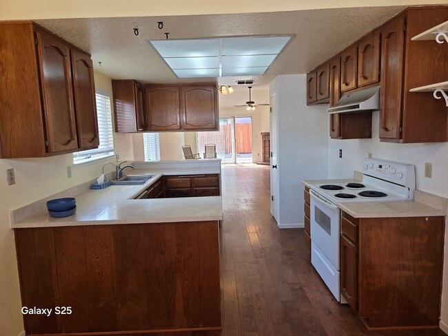 Photo - Three Bedroom Two Bathroom Home in Antelope