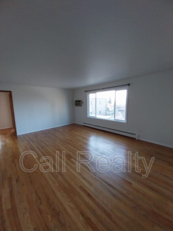 Photo - 904 W Lincoln Pl Unit 2