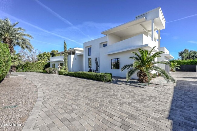 Photo - 5001 N Chiquita Ln