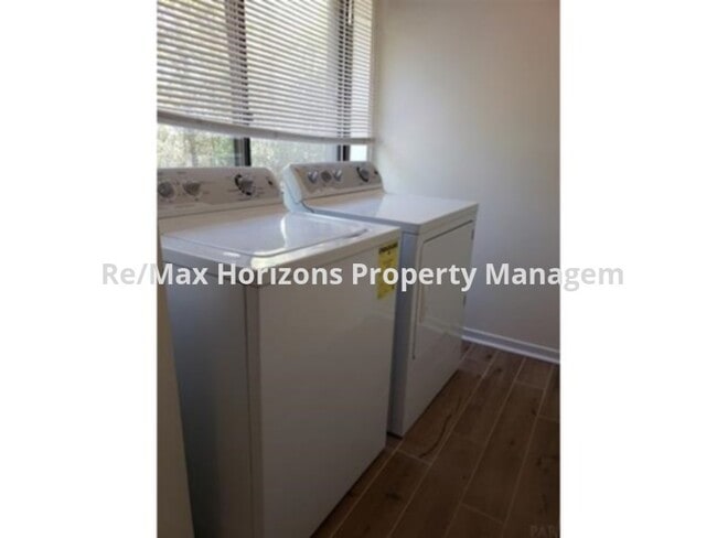 Photo - Wow! Pool and water view!!!