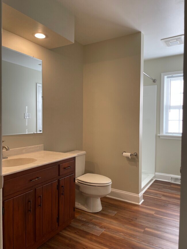 Bathroom - 476 Allentown Rd
