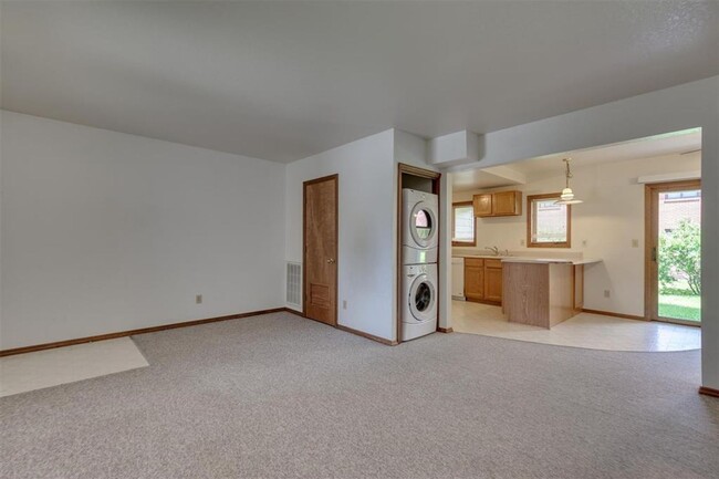 3 Bedroom Condo for Rent in Bozeman - 3 Bedroom Condo for Rent in Bozeman Unit 1