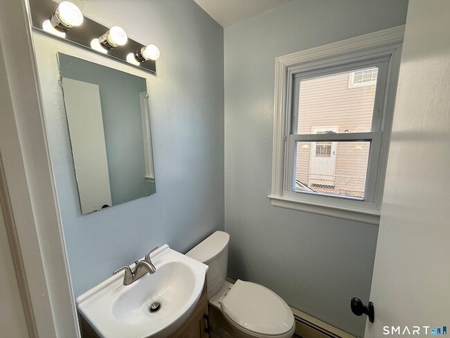 Photo - 33 Center Ave