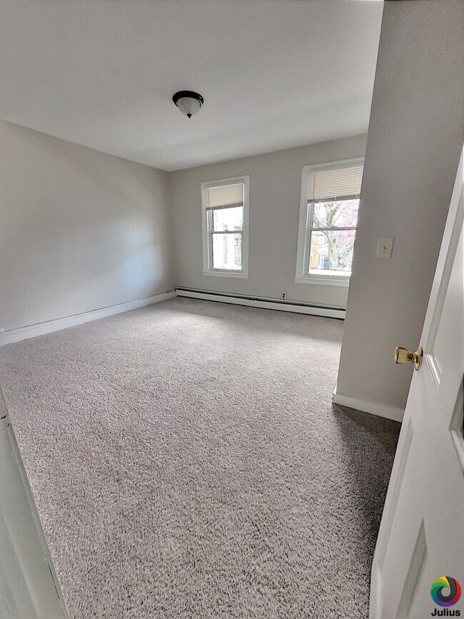 Photo - 164 Cedar Hill Ave Unit 164 Cedar Hill Ave Apt #2