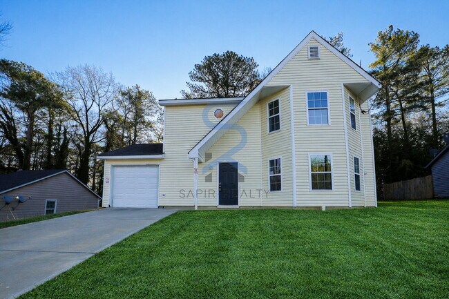 Building Photo - Move in before December 31st and choose your reward: a $250 Amazon Gift Card or a 55 Smart TV!