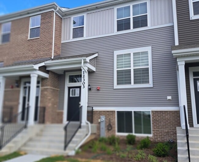 Building Photo - 12303 Tinsley St Rental