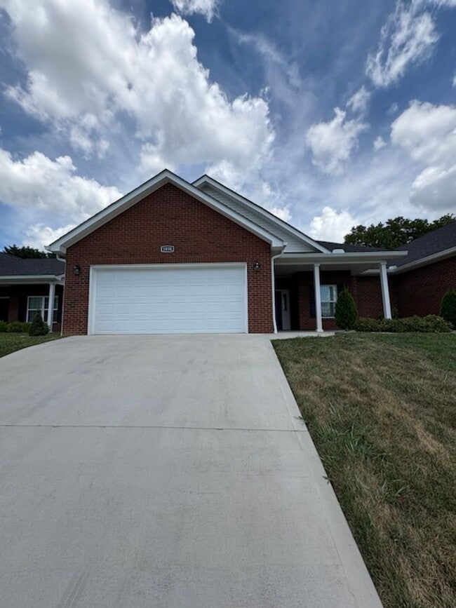 Building Photo - 1038 Patriot Landing Dr Rental