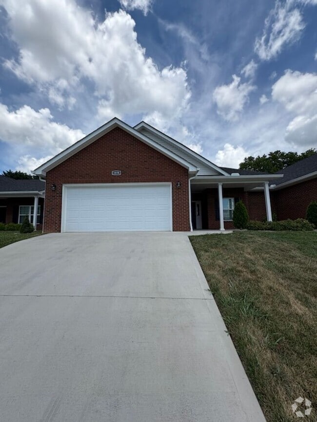 Building Photo - 1038 Patriot Landing Dr Rental