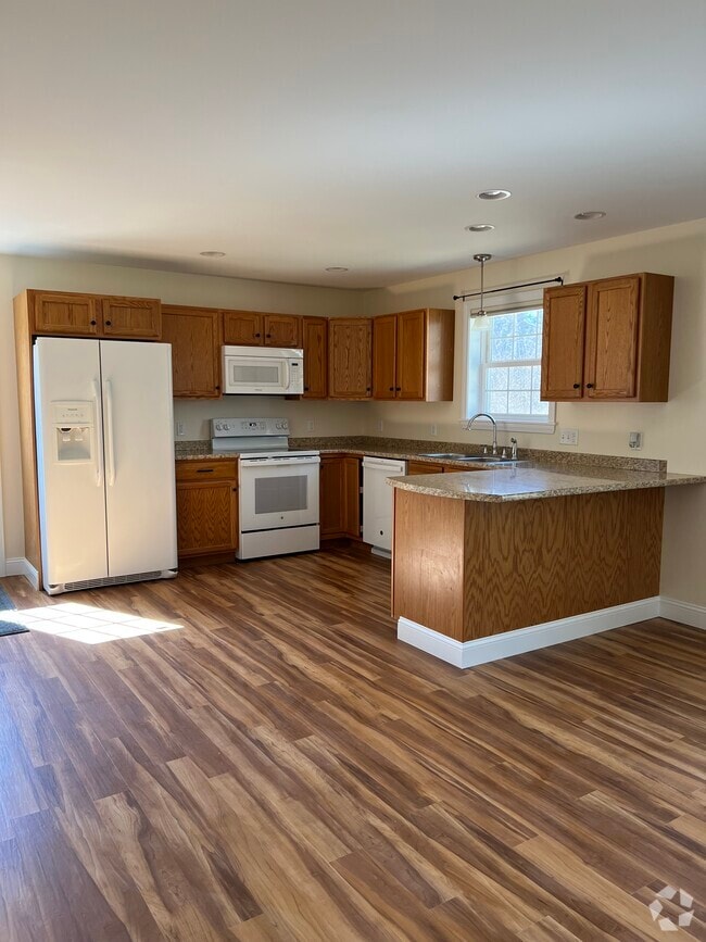 Building Photo - 15 Kelley Rd Unit 1 Rental