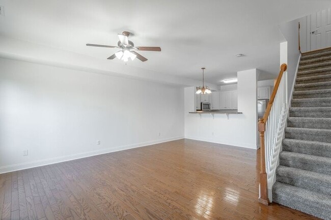 Photo - 7500 Noah Reid Rd