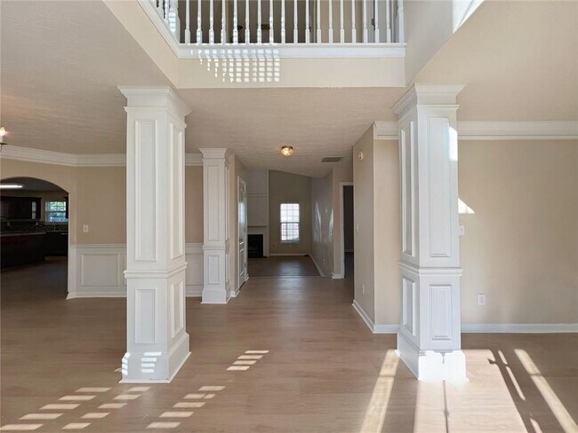 Photo - 2751 Spence Ct NE
