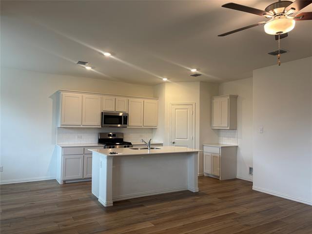 Photo - 1447 Mesquite Ln