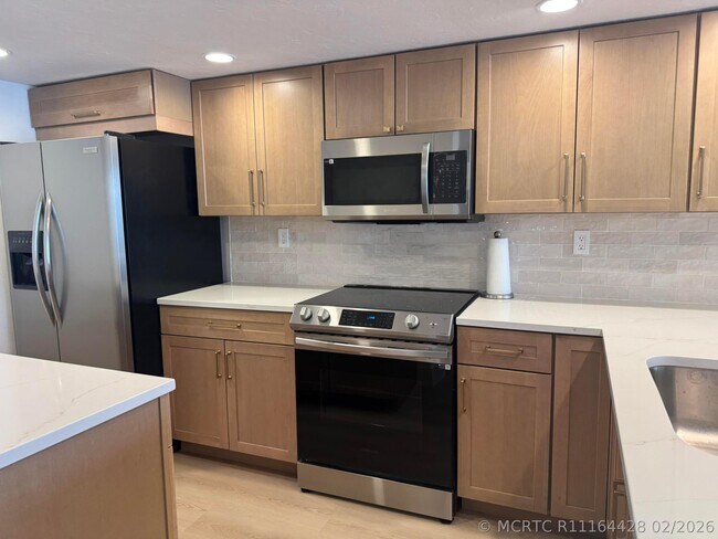 Photo - 12 Royal Palm Way Unit 2050