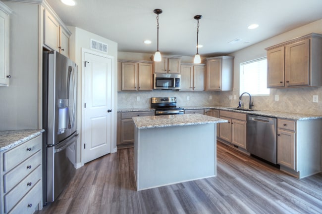 Photo - 4611 Amazonite Dr