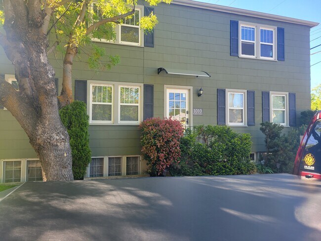 Photo - 1010 N 24th St Unit 2