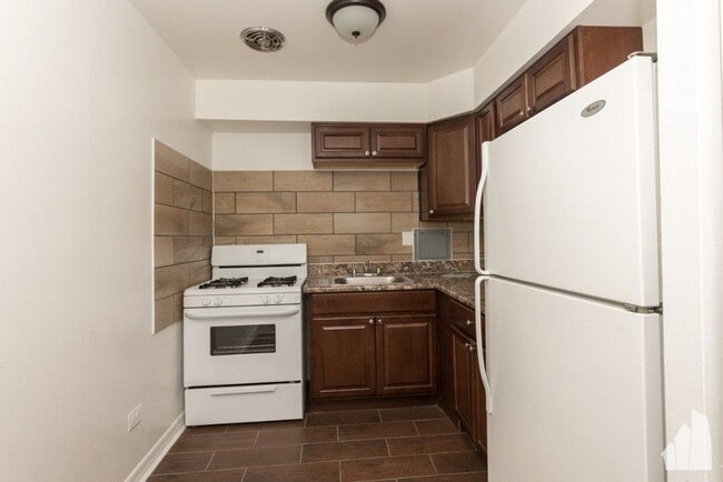 Photo - 1515 W Morse Ave Unit 312