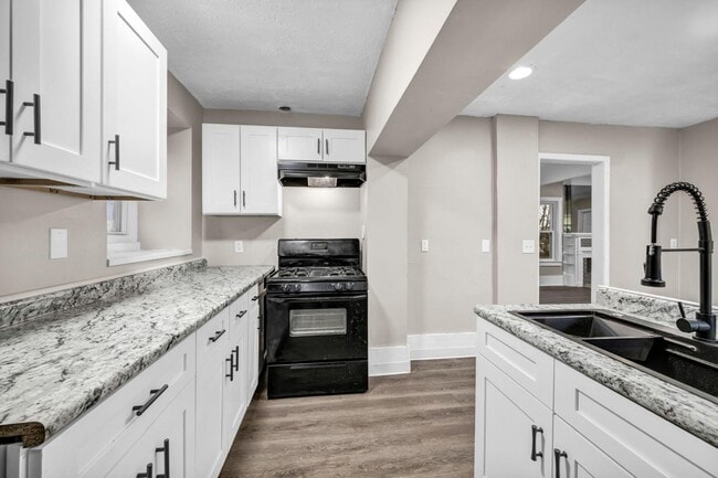 Photo - 10920 Granger Rd