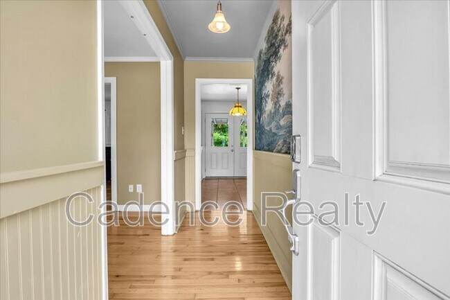 Photo - 5335 Andover Rd