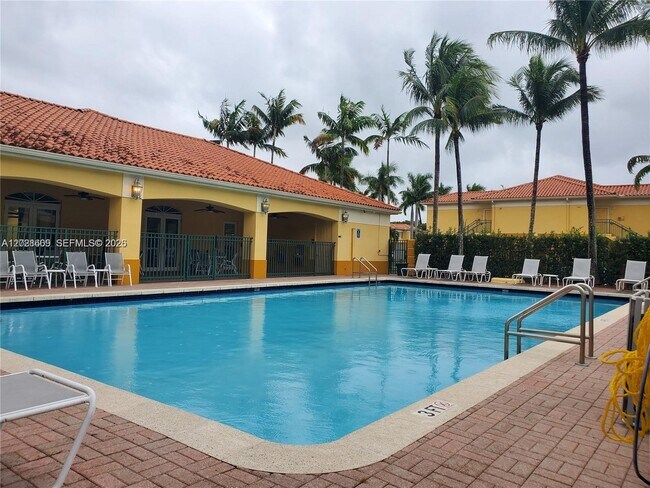 Photo - 7230 NW 114th Ave Unit 103