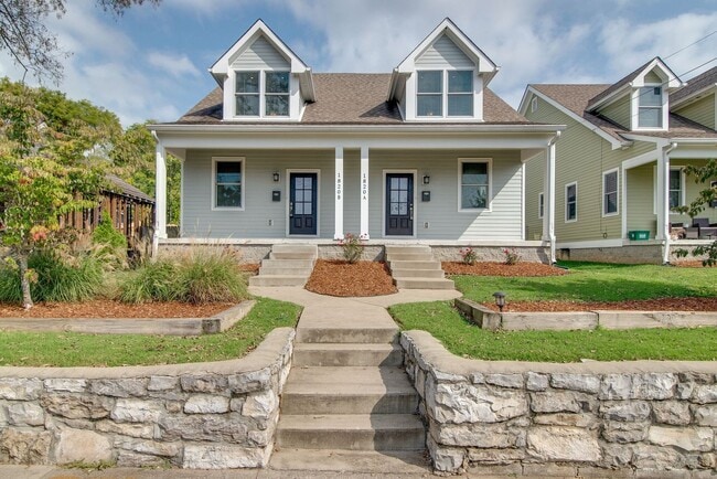 Building Photo - 3 bed 2.5 bath in Germantown, 1 Car Garage, Fenced Yard