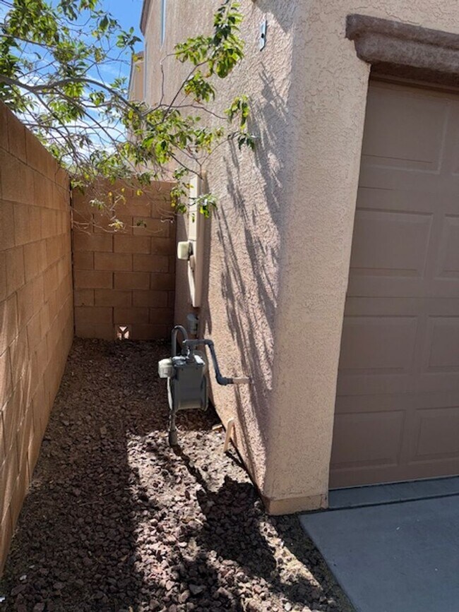 Photo - 2-STORY HOME FOR RENT IN HENDERSON