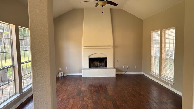 Photo - 7307 Moss Brook Dr