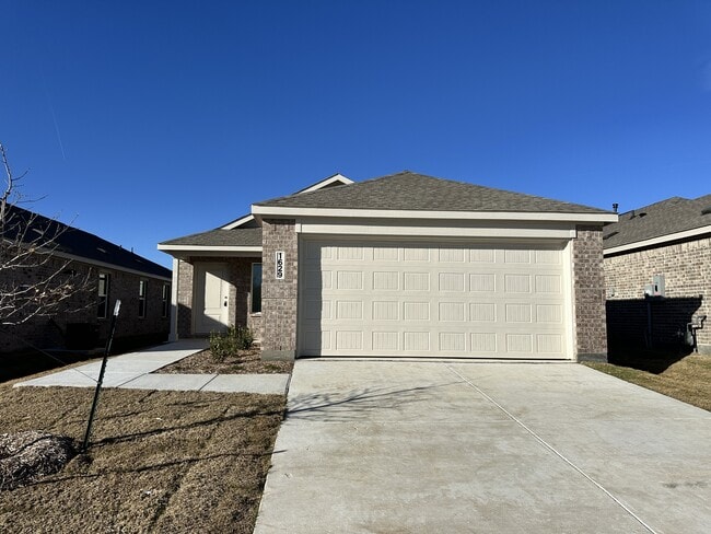 Building Photo - 1629 Elliott Rd