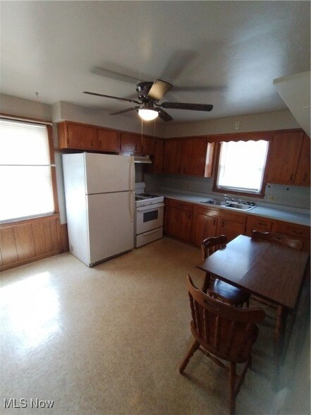 Photo - 201 N Belle Vista Ave