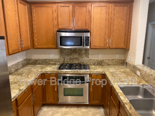 Photo - 3301 N Park Dr