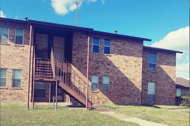 Photo - 1510 E Loop 304