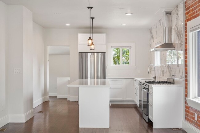 Photo - 5350 Tejon St