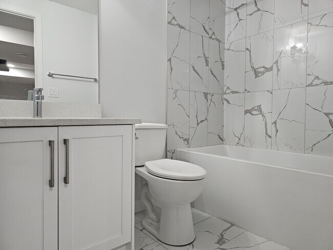 Photo - 9420 Colak Ln SW