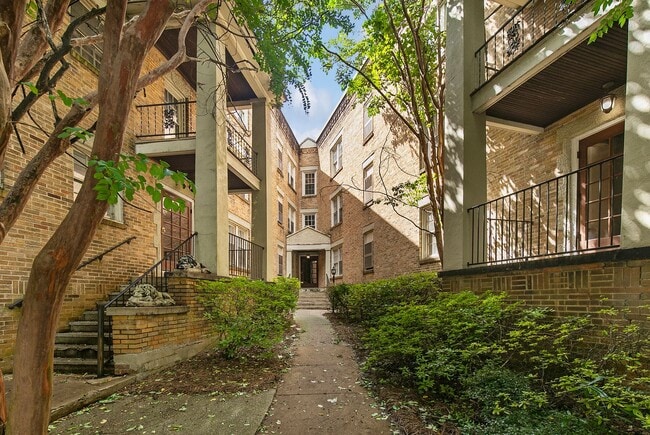 Photo - Highland Club