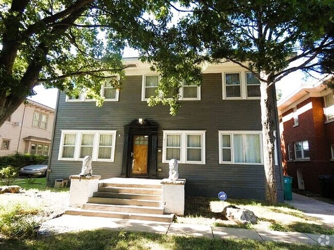 Building Photo - 217 Nw 22. 3 bed. 2 bath, 1 car garage w/ ... Rental
