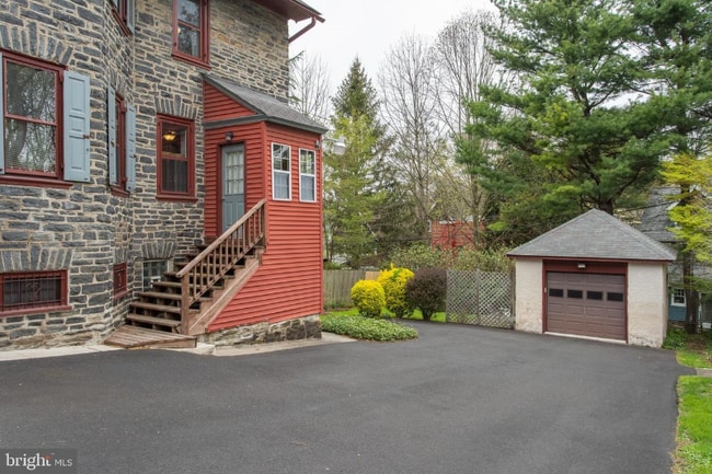 Photo - 219 Washington Ln Unit 1