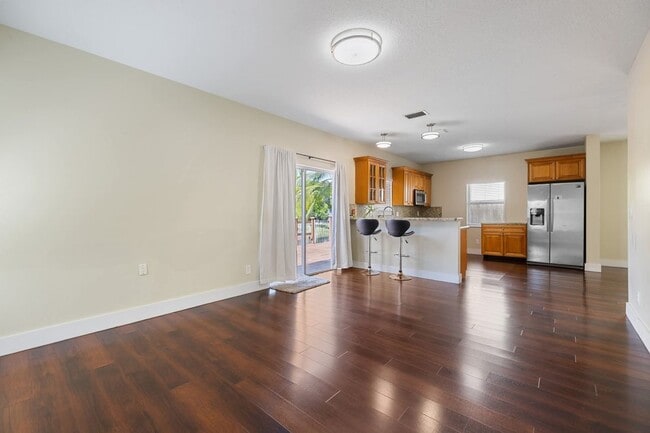 Photo - 1512 SW 106th Ave