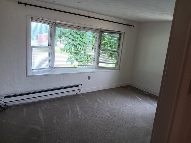Photo - 655 N Pike Rd Unit 1