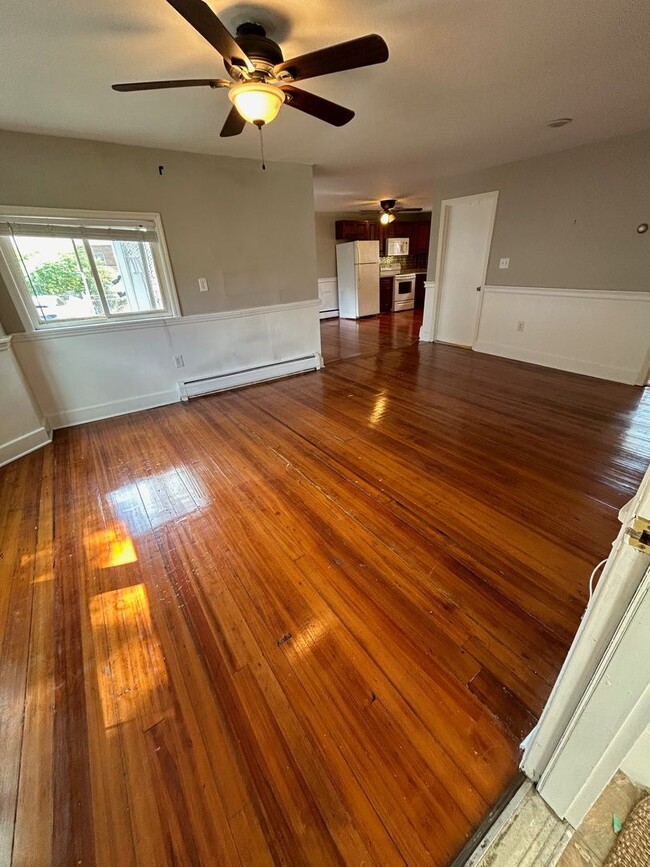 Photo - Nicely renovated 3 bed 2 bath near Tenean Beach!