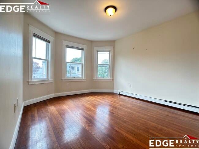 Photo - 19 Claymoss Rd Unit 3